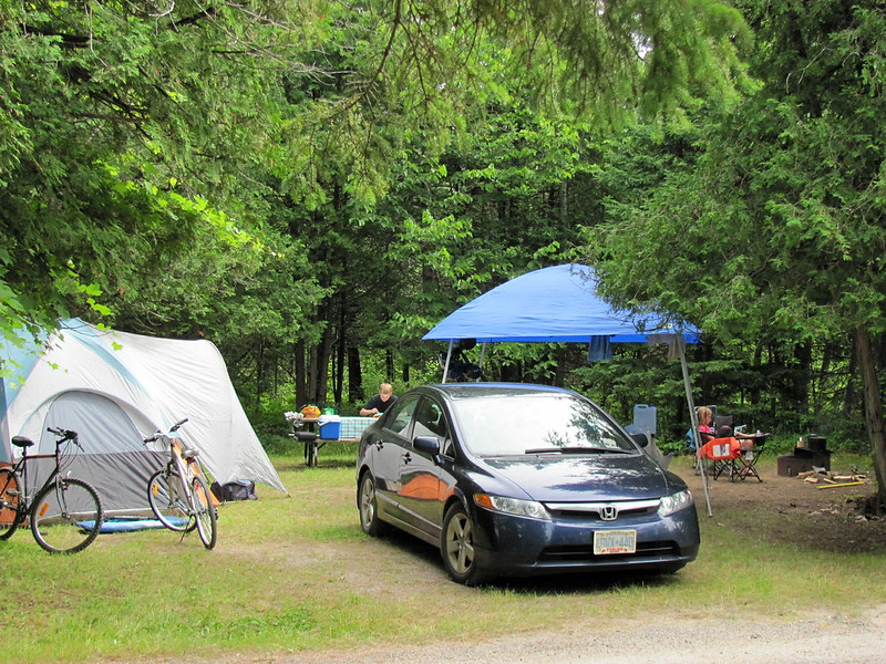 CAR CAMPING