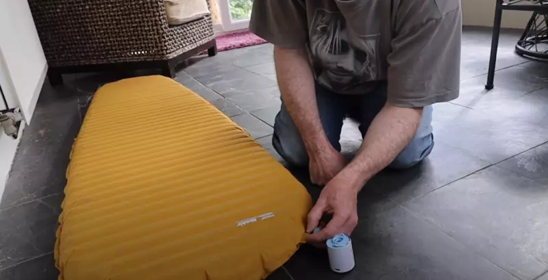 pump for sleeping pad